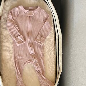 New Ribbed 2 way zip